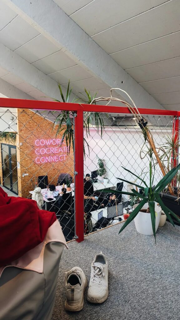 Coworking prostor makerSP_CE Ljubljana – cena od 135 €/mesec