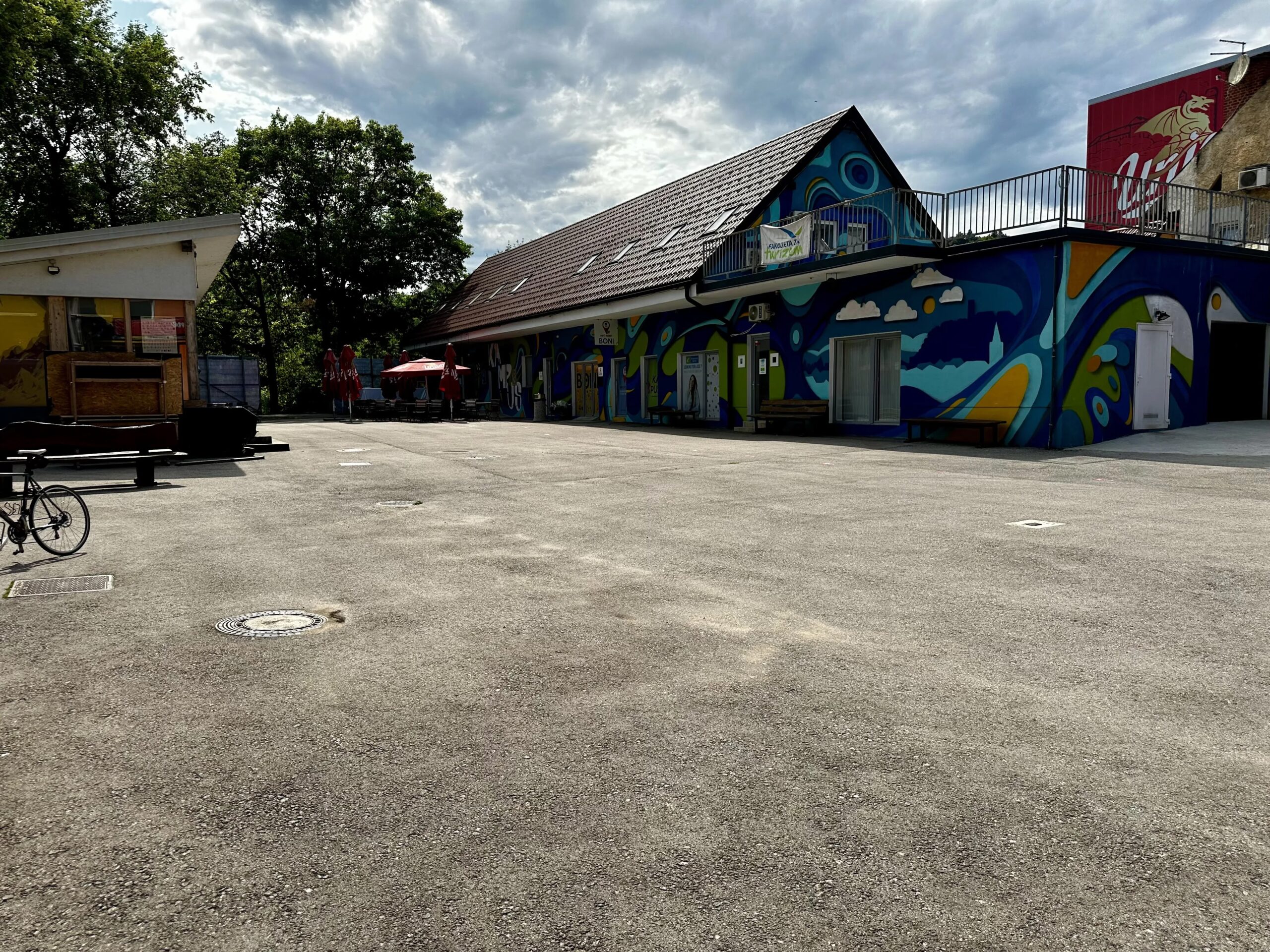Exterior of the makerSP_CE coworking building