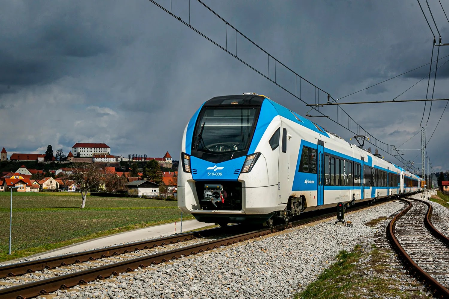 Železniška postaja Ljubljana – 15 min do makerSP_CE